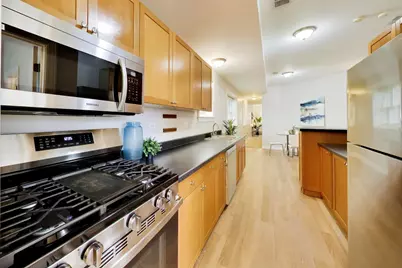 2927 N Gresham Avenue #1, Chicago, IL 60618 - Photo 5
