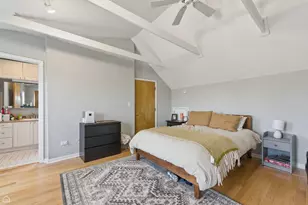 1742 W School St, Chicago, IL 60657 - Photo 7