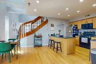 1742 W School St, Chicago, IL 60657 - Photo 5