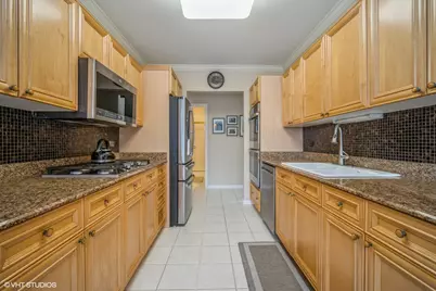 820 Weidner Road #210, Buffalo Grove, IL 60089 - Photo 7