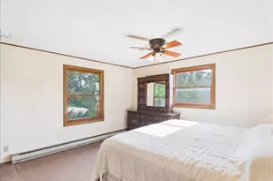 1114 W Lynwood Ct, Freeport, IL 61032 - Photo 13