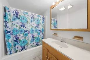 601 Honey Locust Ln, Darien, IL 60561 - Photo 13