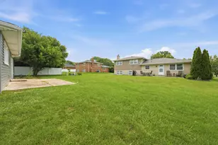 601 Honey Locust Ln, Darien, IL 60561 - Photo 25