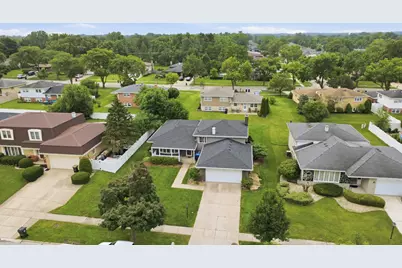 601 Honey Locust Lane, Darien, IL 60561 - Photo 31