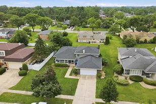 601 Honey Locust Ln, Darien, IL 60561 - Photo 31