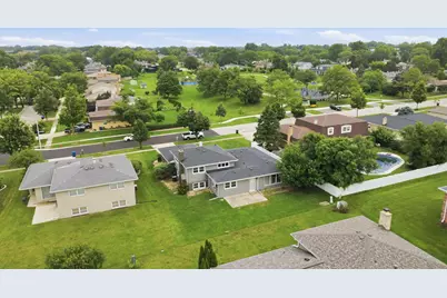 601 Honey Locust Lane, Darien, IL 60561 - Photo 29