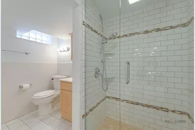 7845 N Nora Avenue, Niles, IL 60714 - Photo 17