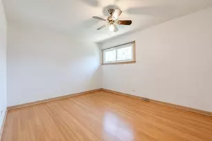 7845 N Nora Ave, Niles, IL 60714 - Photo 7