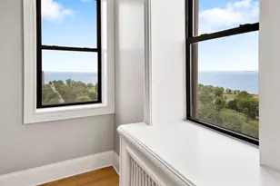 7000 S South Shore Dr, Chicago, IL 60649 - Photo 13