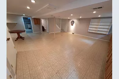 180 Farmgate Drive, Schaumburg, IL 60193 - Photo 23