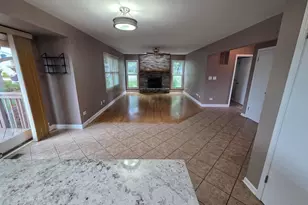 180 Farmgate Dr, Schaumburg, IL 60193 - Photo 13