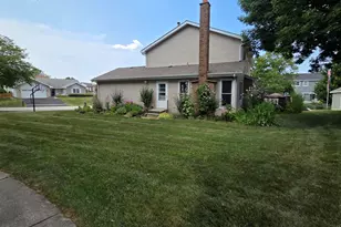 180 Farmgate Dr, Schaumburg, IL 60193 - Photo 33