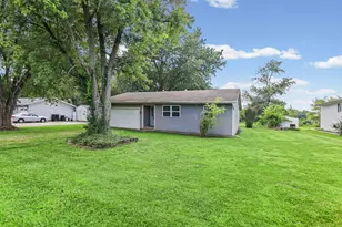 3275 Selmaville Rd, Salem, IL 62881 - Photo 3