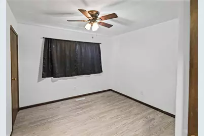 3275 Selmaville Road, Salem, IL 62881 - Photo 25