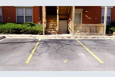 347 E 25th Place #2E, Chicago, IL 60616 - Photo 17