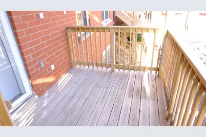 347 E 25th Place #2E, Chicago, IL 60616 - Photo 3