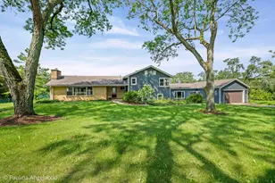 22406 N Bertha Ln, Barrington, IL 60010 - Photo 1