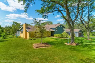 22406 N Bertha Ln, Barrington, IL 60010 - Photo 5