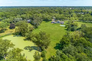 22406 N Bertha Ln, Barrington, IL 60010 - Photo 3