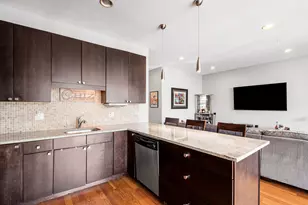 3312 W Diversey Ave, Chicago, IL 60647 - Photo 9