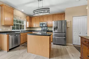 2977 Peachtree Cir, Aurora, IL 60502 - Photo 5