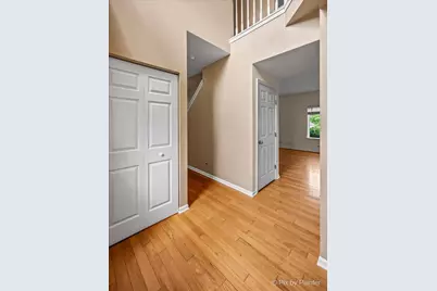6 Elizabeth Court, Lake in the Hills, IL 60156 - Photo 3