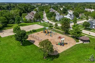 6 Elizabeth Ct, Lake in the Hills, IL 60156 - Photo 49