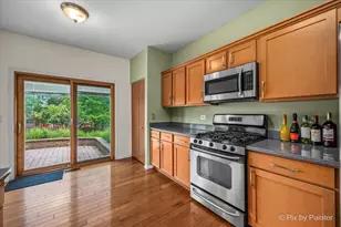 6 Elizabeth Ct, Lake in the Hills, IL 60156 - Photo 7
