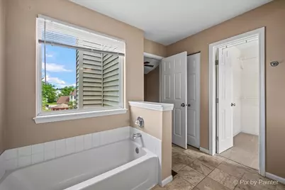 6 Elizabeth Court, Lake in the Hills, IL 60156 - Photo 19