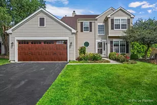 6 Elizabeth Ct, Lake in the Hills, IL 60156 - Photo 1