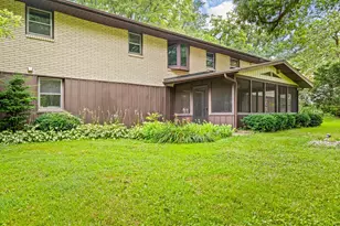 4367 Shorewood Dr, Rockford, IL 61101 - Photo 33