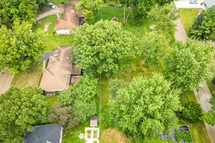 4367 Shorewood Dr, Rockford, IL 61101 - Photo 39