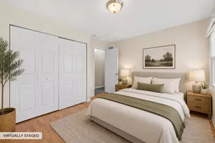 17 Cherrywood Dr, Schaumburg, IL 60194 - Photo 25