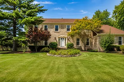 17 Cherrywood Drive, Schaumburg, IL 60194 - Photo 1