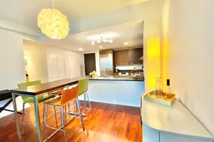 240 E Illinois St, Chicago, IL 60611 - Photo 9