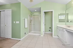 1713 Nathan Ln, Libertyville, IL 60048 - Photo 23
