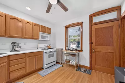 2926 N Avers Avenue, Chicago, IL 60618 - Photo 23