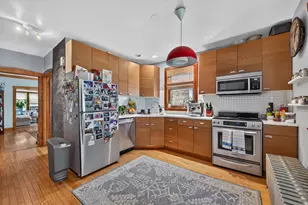2926 N Avers Ave, Chicago, IL 60618 - Photo 13