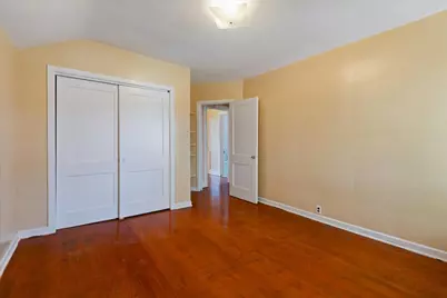 6515 N Maplewood Avenue, Chicago, IL 60645 - Photo 23