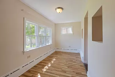 6515 N Maplewood Avenue, Chicago, IL 60645 - Photo 9