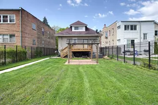 10215 S Charles St, Chicago, IL 60643 - Photo 3