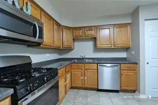 224 E Bailey Rd, Naperville, IL 60565 - Photo 5