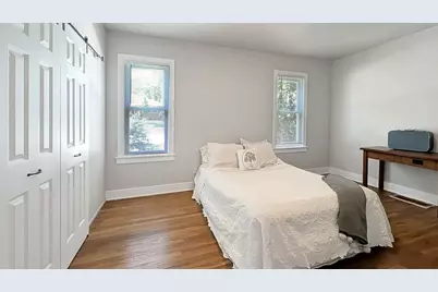 652 S Main Street, Naperville, IL 60540 - Photo 3