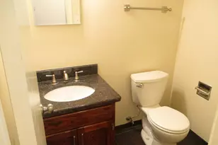 203 Teak Ln, Streamwood, IL 60107 - Photo 13