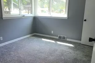 2310 N Winnebago St, Rockford, IL 61103 - Photo 23