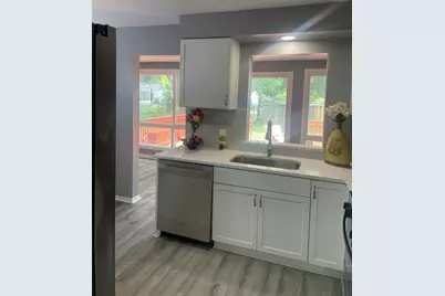 2310 N Winnebago Street, Rockford, IL 61103 - Photo 13