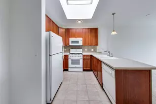 135 S York St, Elmhurst, IL 60126 - Photo 13