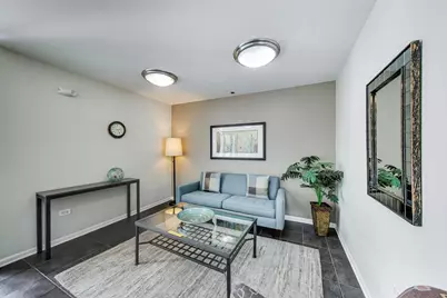 135 S York Street #520, Elmhurst, IL 60126 - Photo 7