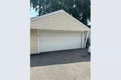 7521 Arcadia Street, Morton Grove, IL 60053 - Photo 3