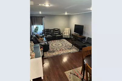 7521 Arcadia Street, Morton Grove, IL 60053 - Photo 9